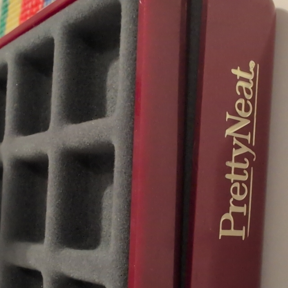 Vintage Red Pretty Neat Portable Travel Jewelry Storage Box - Picture 4 of 8